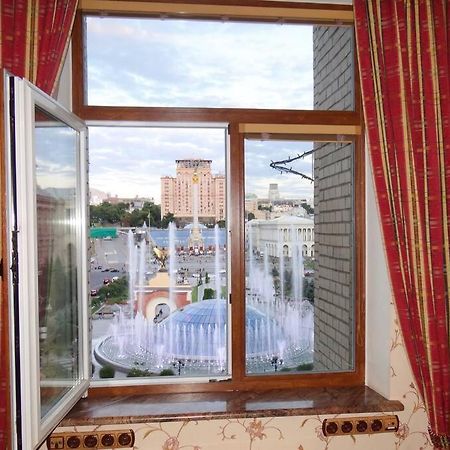 Apartment With View On Inpedendence Square Khreshchatyk Киев Экстерьер фото